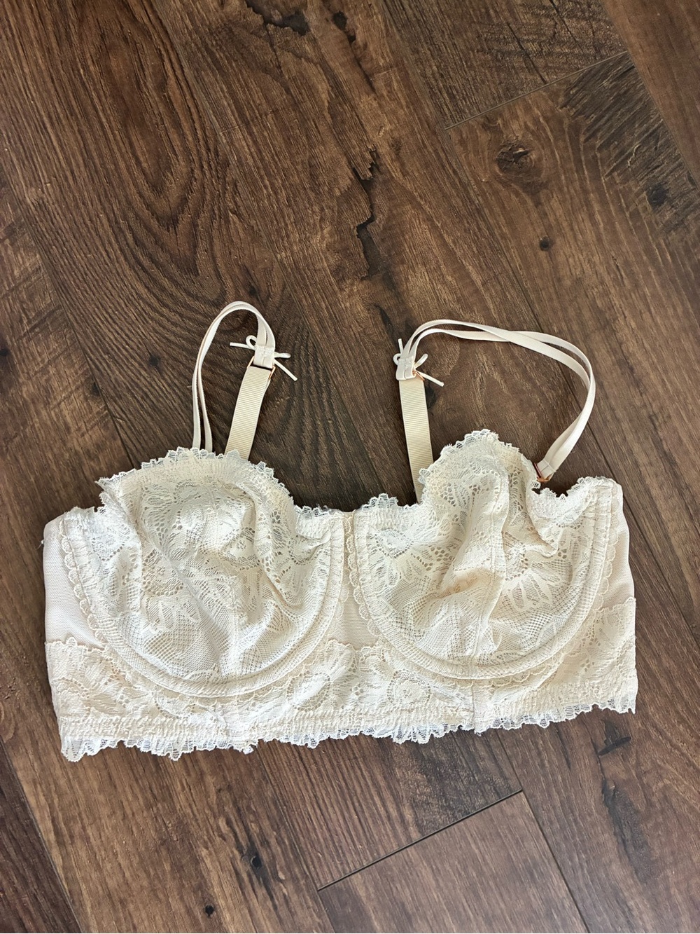 Aerie Lace Balconette Bralette in Cream — Supportive Everyday Style